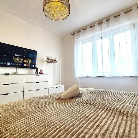 Daire Rock In Share - Strozzi - Brand-new Luxury 4-bedroom With